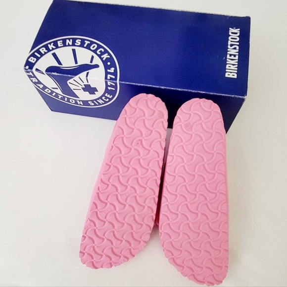 *SOLD* Birkenstock Barbie Arizona Eva Slip-On Pink Sandals Women's Size 37 US 6 - Picture 14 of 16